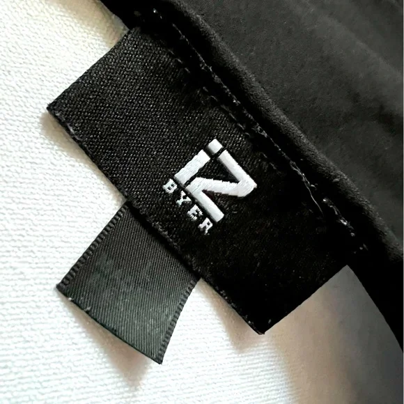 Flowing Black Blouse - Picture 8 of 8